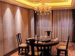 -奕景酒家· 专注大连海鲜30年(星海广场店)