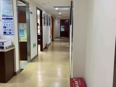 -瑞尔齿科(东方广场诊所)