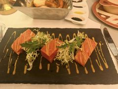 -龙虾酒吧扒房(宁波香格里拉店)