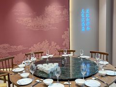 -大中华酒楼·主席武昌鱼·武汉美食地标(江汉路步行街店)