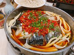洞庭鱼头王-洞庭记·老湖南味道(下沙店)