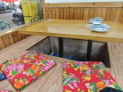 大堂-鹤乡东北菜(崮山路店)