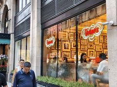 -上海和平饭店维克多咖啡厅 Victor's