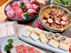 -捞王锅物料理(上海世茂广场店)