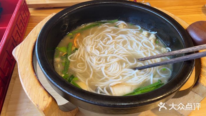 勺子米线·云南传统小吃市集(四方街店)图片