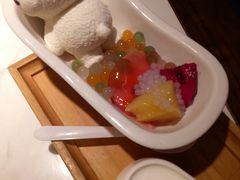 小熊出浴-今朝桃花醉川菜小酒馆(龙湖天街店)