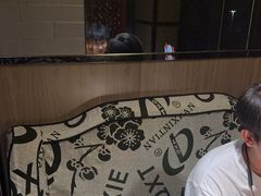 -七欣天香辣蟹火锅(上海银亿滨江店)