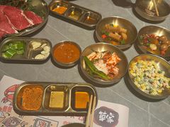 -草家酱蟹炭火烤肉店(珲春南路一店)
