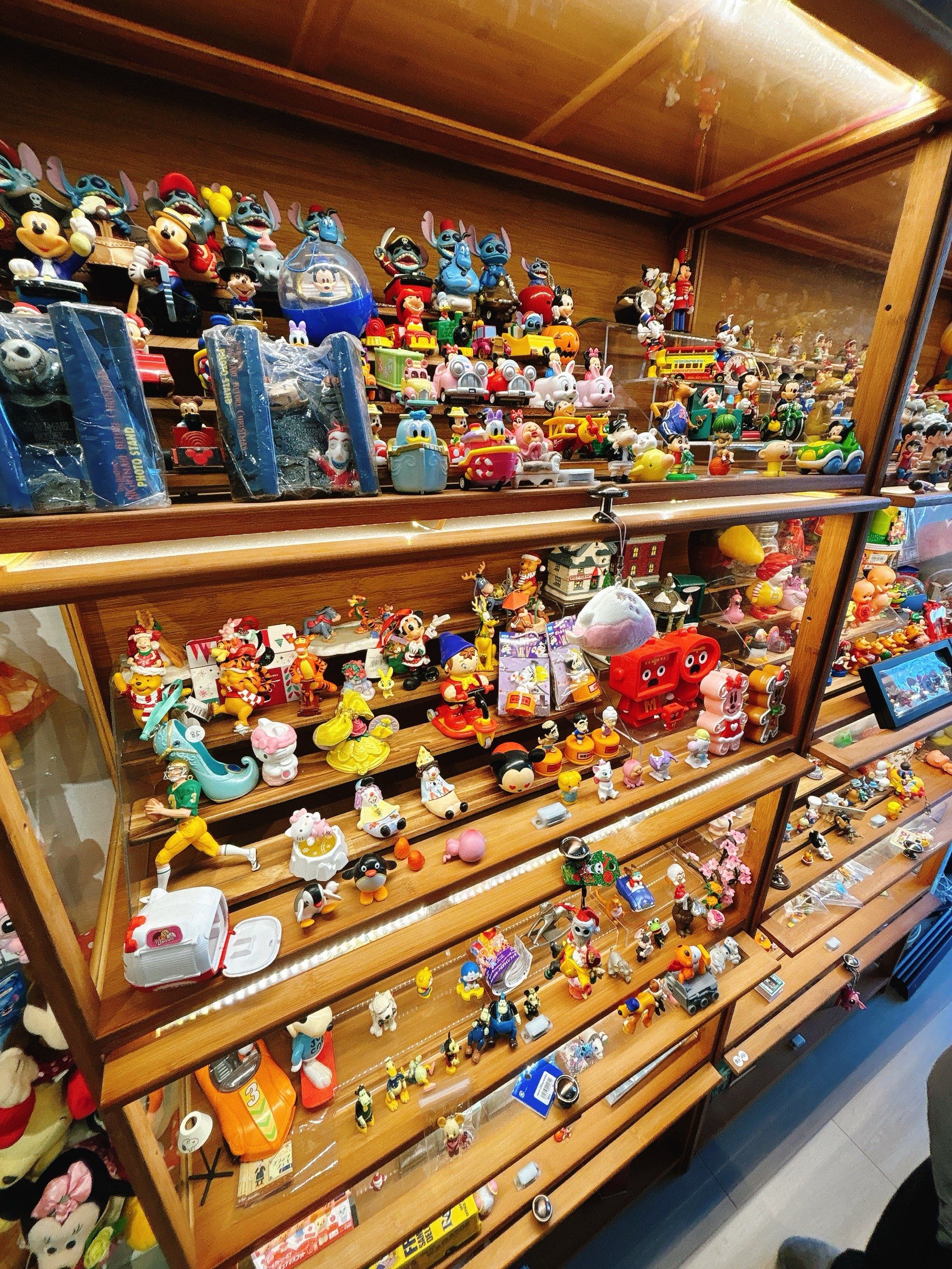 快乐玩具小橱窗