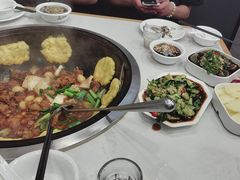 -鲁员外地锅鸡地锅鱼(古墩路店)
