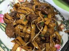 干炒牛河-胜利茶餐室