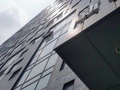 -无奔眼镜·蔡司·依视路授权店(马家堡店)