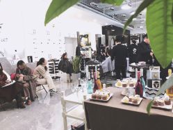 -AYO SALON