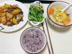 -悦芽照护月嫂+育儿嫂(杭州店)