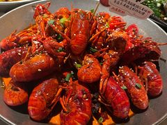-巴厘龙虾·榜首油焖大虾(音乐学院·沿江酒馆店)