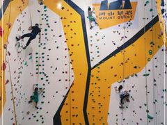 -问山MountQuest攀岩馆