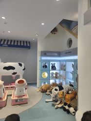 -MINI MARS 脚下的城市乐园·餐饮·派对(静安江宁店)