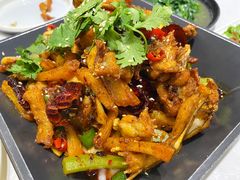 麻辣牛蛙-李氏传家菜(兴城路店)