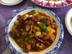 新疆大盘鸡-新疆巴州金丝特餐厅(大钟寺店)