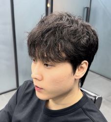 -茶发Salon·烫发染发理发