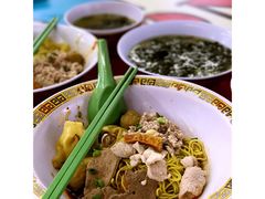 -大华猪肉粿条面