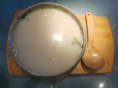 泉水鲫鱼汤-鲜塘宴·千岛湖大鲫鱼(南湖店)
