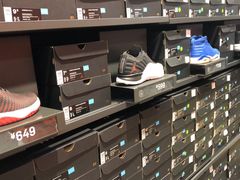 -NIKE上海青浦优选体验店