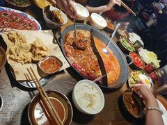 -萍姐火锅·公路夜市(武汉首店)