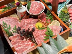 -山川小町·极番烧肉(新地假日广场店)