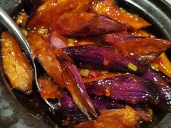鱼香茄子煲-鹿港小镇(悠唐店)