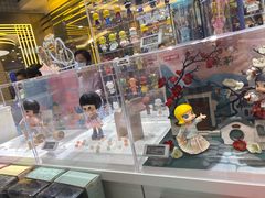 -泡泡玛特POPMART(上海环球港店)