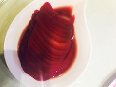 红酒雪梨-老酒川菜坊(中山西路店)