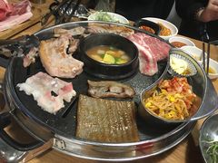 -江南猪肉商会无限续吃(弘大店)