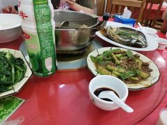 -银峰农庄·特色烧鸡·鲜无花果浸鸡
