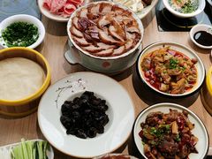 -龙聚德北京烤鸭(沙坪坝华宇A馆店)