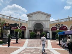 -佛罗伦萨小镇广佛名品奥特莱斯(疏港路店)