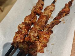 新疆烤羊肉串-贯贯吉·清真餐厅(浙江中路店)