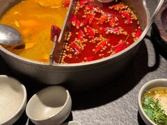 -三出山火锅(南京万象天地店)
