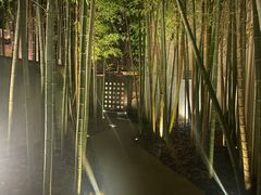 -穹六人间 people 6(岳阳路店)