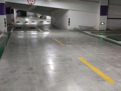 -悠方地下停车场