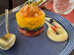 鱼子酱蟹肉塔塔-雀越·Queen(滨北店)