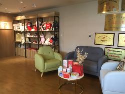 -海豚湾高端月子会所(黄浦店)