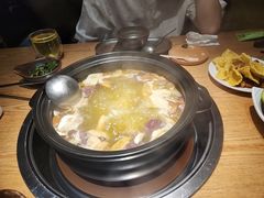 -一朵菌·野生菌探索家火锅(南亚店)