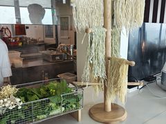 -亚洲国际大酒店·云顶阁旋转自助餐厅