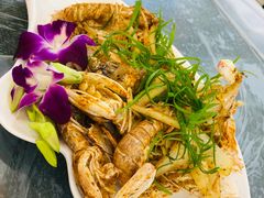 -覃记海鲜美食餐厅