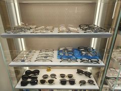 -世纪大明眼镜·林德伯格·蔡司官方授权店(武昌旗舰店)