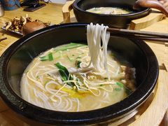 -勺子米线·云南传统小吃市集(四方街店)