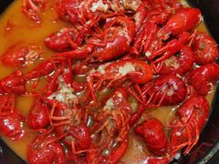 -扒虾小妹儿麻辣海鲜(宏图街店)