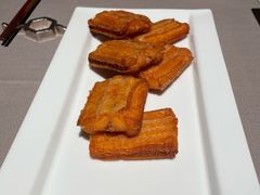 黄金脆带鱼-荣轩(新荣记环球金融中心店)