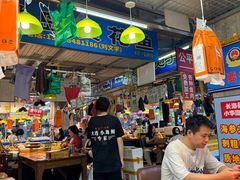 -喝丢一只鞋海鲜烧烤·海肠捞饭(市场店)